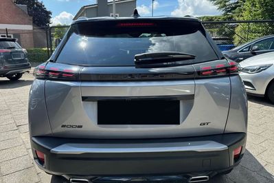 Peugeot 2008 GT S&S EAT8 1.2 PureTech