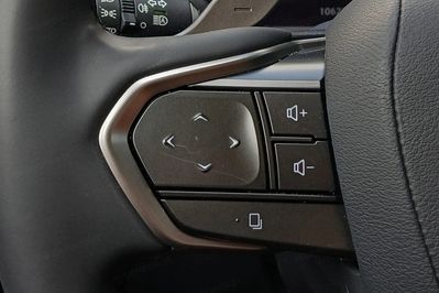 Lexus RZ 450e Omotenashi DIRECT4