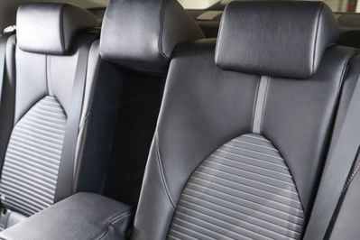 Toyota Camry 2.5 Hybrid Prestige Cvt