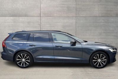 Volvo V60 T6 AWD Plug-In Hybrid Plus Dark aut