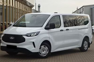 Ford Transit Custom Kombi M1 320 L2H1 Trend