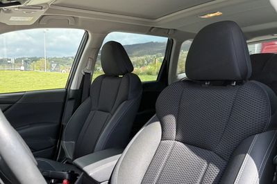 Subaru Forester 2.0i-L Platinum (EyeSight) Lineartronic