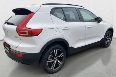 Volvo XC40 B3 Plus Dark