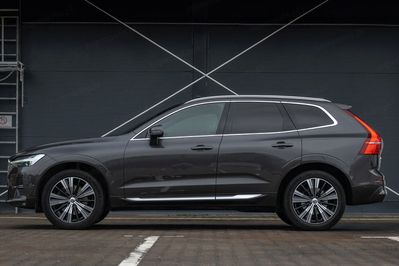 Volvo XC60 B4 D AWD Plus Bright aut