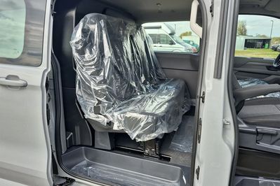 Volkswagen Transporter L2H1 Plus Zabudowa Brygadowa