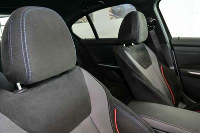 BMW Seria 3 330i xDrive M Sport