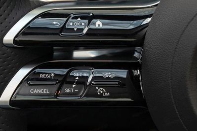 Mercedes Klasa E 220 d 4-Matic AMG