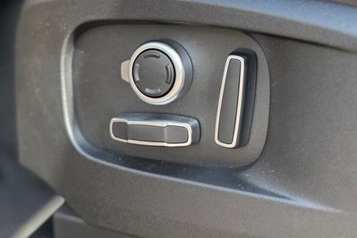 Land Rover Defender 130 3.0 D350 X-Dynamic SE