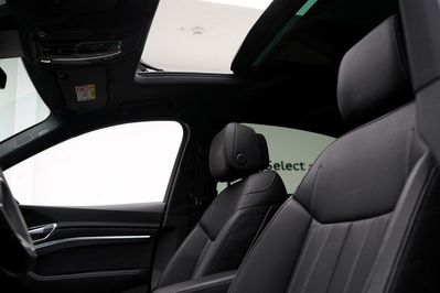 Audi Q8 Sportback quattro