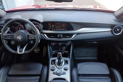 Alfa Romeo Stelvio Turbo Veloce Q4