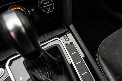 Volkswagen Arteon 2.0 TDI R-Line DSG