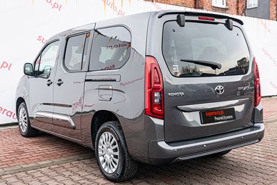 Toyota Proace City Verso Long L2H1 Business 7os AT