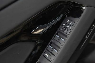 Land Rover Range Rover Evoque Evoque D200 Dynamic SE