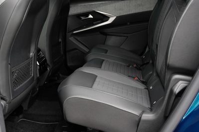 Peugeot 5008 GT 1.2 mHEV e-DCS6