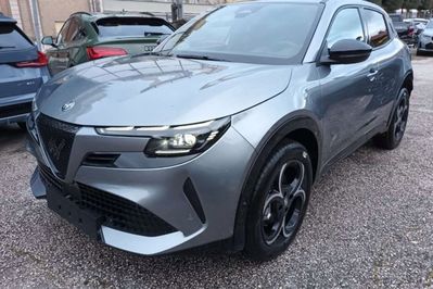 Alfa Romeo Junior 1.2 Ibrida