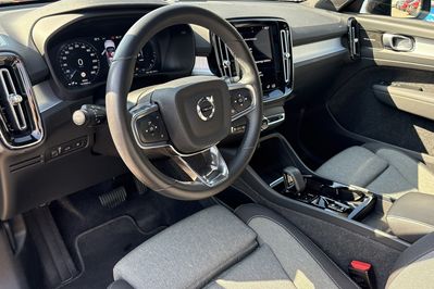Volvo XC40 T5 Plug-In Hybrid Plus Dark