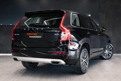 Volvo XC90 B5 D AWD Momentum Pro