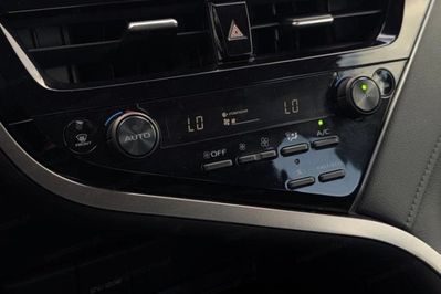 Toyota Camry Hybrid Comfort