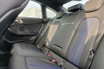 BMW Seria 2 216d M Sport aut