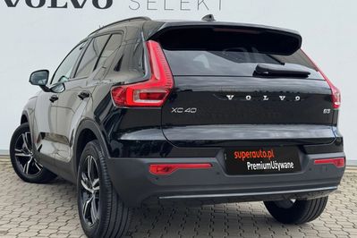 Volvo XC40 B3 Plus Dark