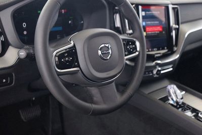 Volvo XC60 B5 B AWD Ultra Black Edition