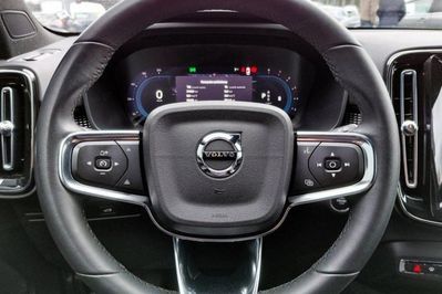 Volvo XC40 B4 B AWD Plus Dark