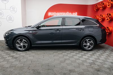 Hyundai i30 1.5 T-GDI 48V Smart DCT