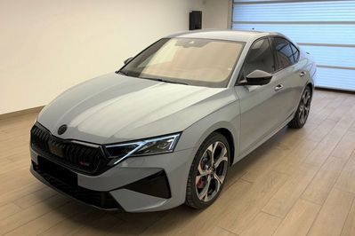 Skoda Octavia RS 2.0 TSI DSG