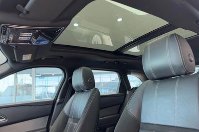 Land Rover Range Rover Velar 3.0  R-Dynamic SE 4WD