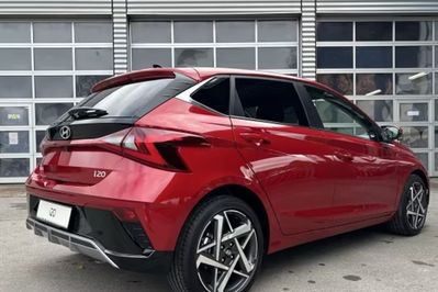 Hyundai i20 1.0 T-GDi Smart DCT