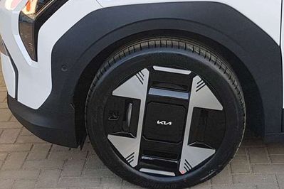 Kia EV3 81.4kWh Business Line