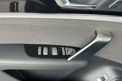 BYD Tang Flaship AWD