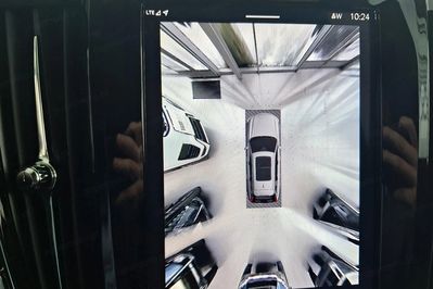 Volvo V90 T8 Plug-In Hybrid AWD Plus Dark