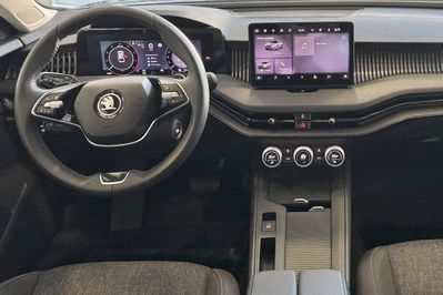 Skoda Superb 2.0 TDI SCR Essence DSG