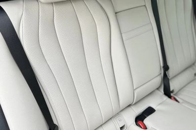 Mercedes Klasa E 200 4-Matic AMG