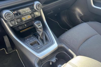 Toyota RAV4 Comfort  2.5 Hybrid