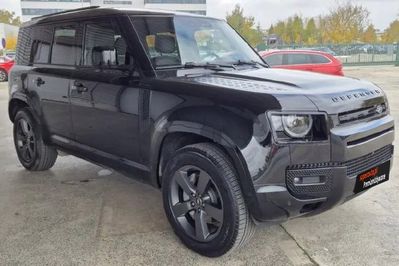 Land Rover Defender 110 D240 HSE