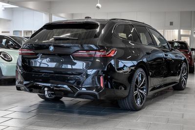 BMW Seria 5 Touring 540d xDrive M Sport