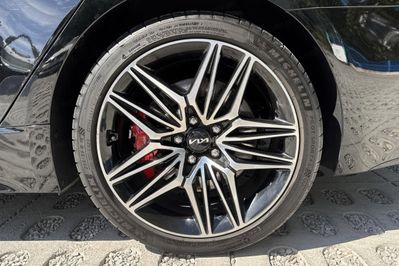 Kia Stinger GT 3.3 T-GDI V6  AWD
