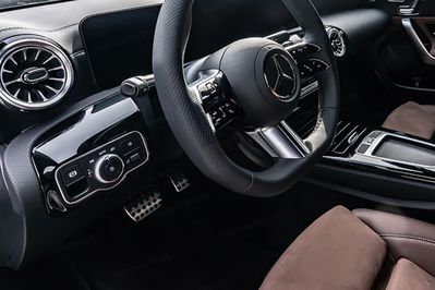 Mercedes CLA 250 4-Matic AMG Line