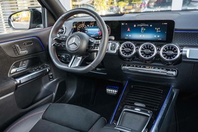 Mercedes GLB 220 4-Matic AMG Line