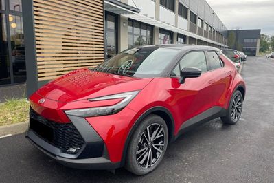 Toyota C-HR Executive 2.0 Plug-in Hybrid Dynamic Force
