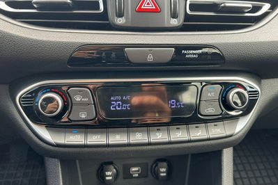 Hyundai i30 1.5 T-GDI Smart