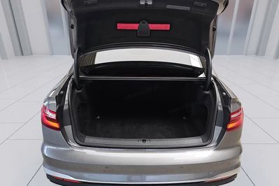 Audi A4 40 TDI S Line S tronic