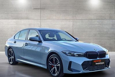 BMW Seria 3 330i xDrive M Sport aut
