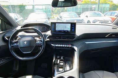 Peugeot 3008 1.2 Puretech Allure Pack S&S EAT8