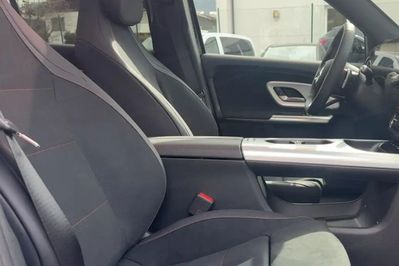 Mercedes GLB 220 4-Matic AMG Line