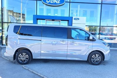 Ford Tourneo Custom L2H1 Titanium 320 A8 AWD