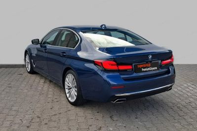 BMW Seria 5 530d xDrive Luxury Line