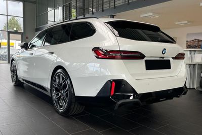 BMW Seria 5 Touring 550e xDrive M Sport